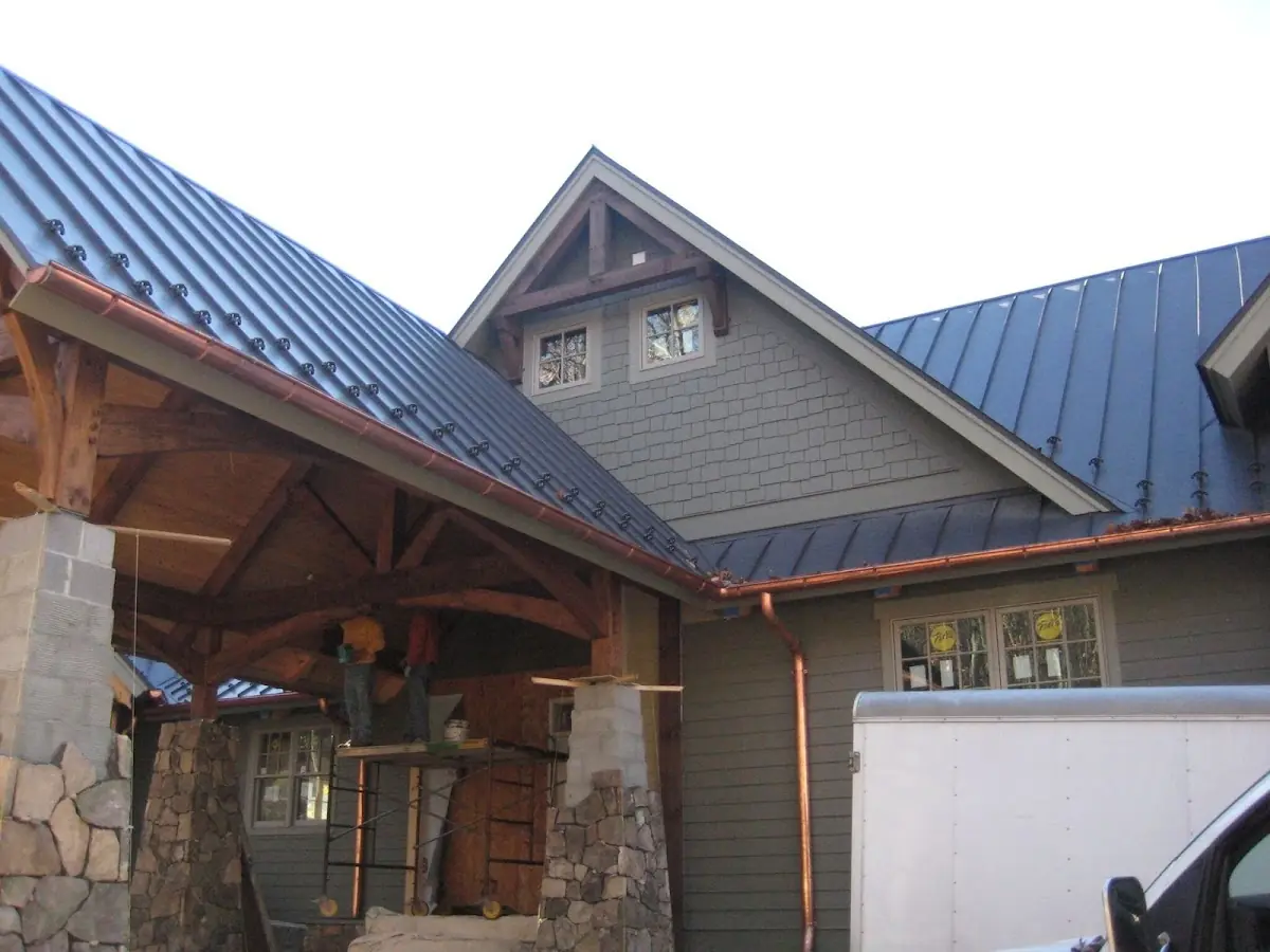 Craftsman Roofing team delivering quality roofing work in Silvermine Acres